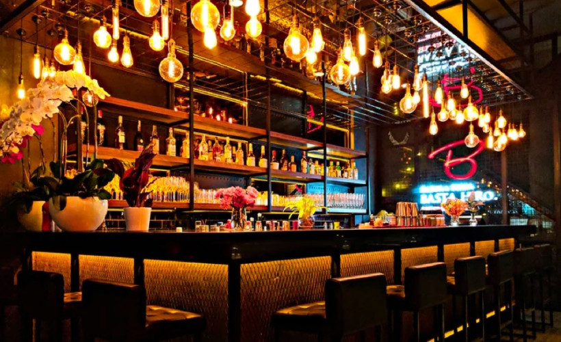 Pubs & Bars